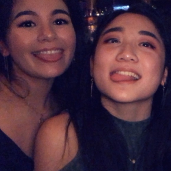 Meet your Posher, Alli - Picture 1 of 1